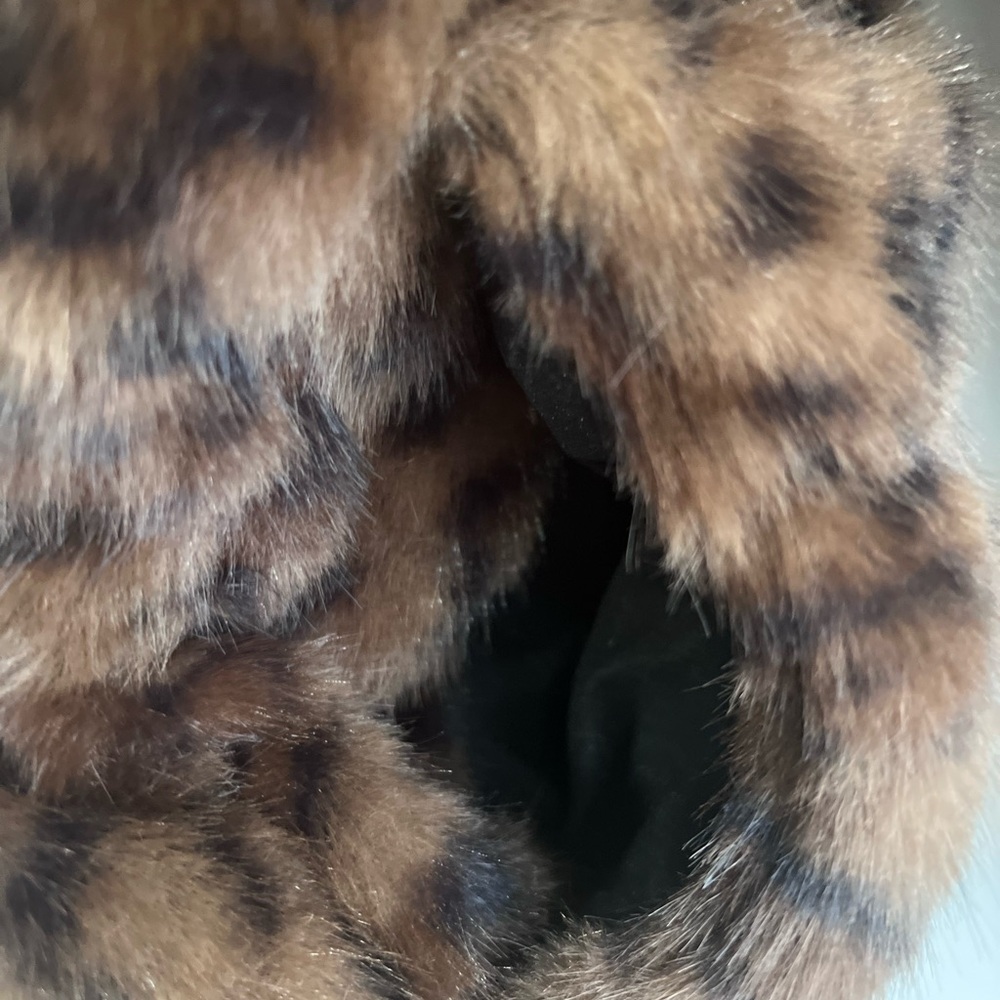 BearPaw faux fur sheeta leopard print Jacket - Picture 8 of 8